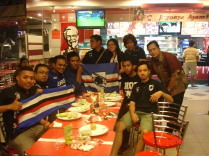 nonton bareng